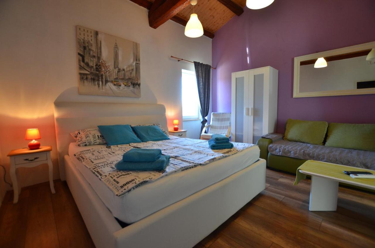 Graziella Apartment 로비니 외부 사진